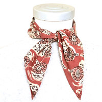 sjaaltje/zakdoek katoen vierkant 4- ossebloed rood/beige/zwart gebloemd