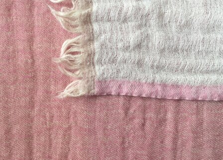 deken/plaid mousseline wol 6- roze/wit