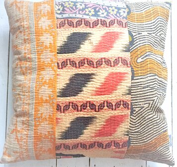 VERKOCHT- sierkussen  XL 60x60 vintage patchwork