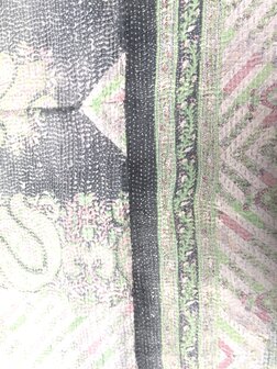  VERKOCHT- quilt kantha vintage katoen 6- lila/geel-pastel