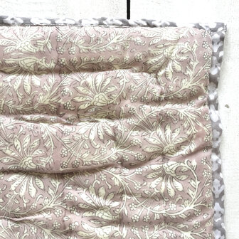 deken quilt eenpersoons reversible blockprint 12- oud paars/grijs-wit
