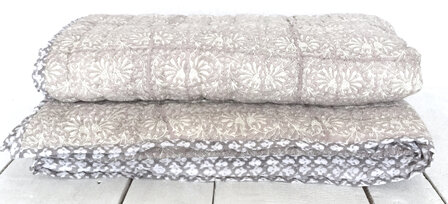 deken quilt eenpersoons reversible blockprint 12- oud paars/grijs-wit