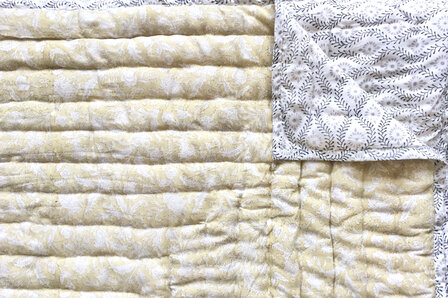 deken quilt tweepersoons reversible blockprint 14- okergeel/zwart-grijs