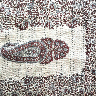 jacket kantha oversized recycled silk 9- ornamental paisley 