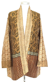 VERKOCHT- jacket kantha oversized recycled silk 10- spirals and leaves