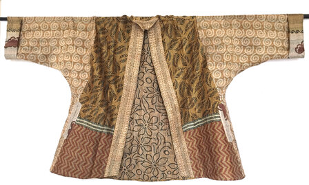 VERKOCHT- jacket kantha oversized recycled silk 10- spirals and leaves