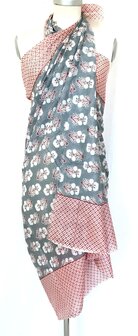 pareo/sarong/sjaal voilekatoen met hand-blockprint 2 petrol/ rozerood