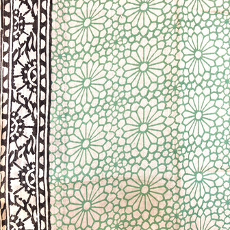 pareo/sarong/sjaal voilekatoen met hand-blockprint 15- ethnic green flower