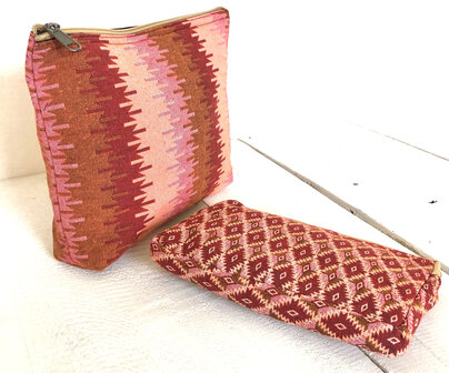 UITVERKOCHT- etui set mixed jacquard Nepal- 7- kelim/ruit