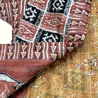 jacket reversible kantha oversized recycled silk 7- kelim block roest/zwart