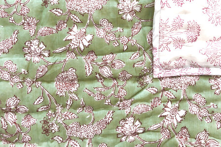 deken quilt tweepersoons reversible blockprint 2- oud groen/framboos