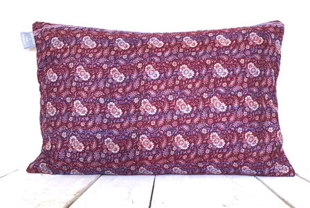 sierkussen vintage kantha silk 2- donkerrood/roze