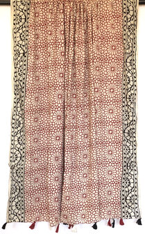 sjaal/pareo/sarong voilekatoen met hand-blockprint ethnic 13-bloem rood