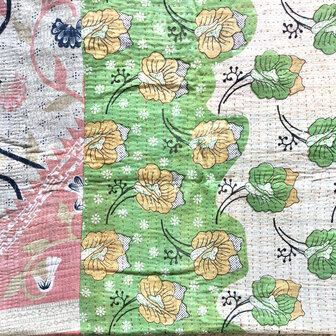  kussen pick-up 5  -vintage quilt met 2 hengsels groen/oker/roze