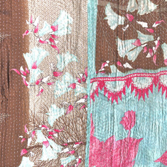  kussen pick-up 7  -vintage quilt met 2 hengsels bruin/aqua/roze/khaki