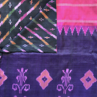 sjaal vintage gerecyclede ikat zijde dubbel 6-fuchsia/paars/zwart