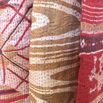 sjaal kantha zijde reversible 5-bruin/roze/rood graphic