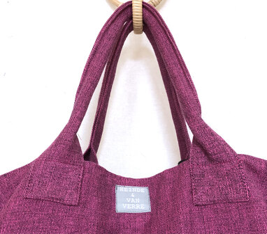 BINNENKORT WEER LEVERBAAR- tas / shopper met etui 3- hard roze
