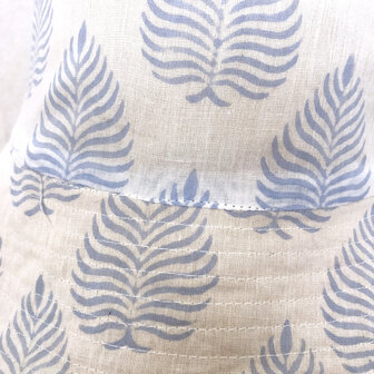 zonnehoedje reversible katoen met hand-blockprint 1- lila/licht blauw
