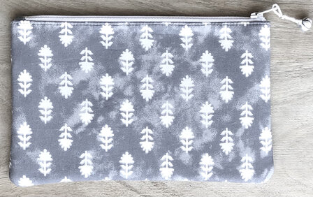 set van 3 etuis /make-up tasjes plat  blockprint -1  grijs/paars/blauw