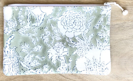 set van 3 etuis /make-up tasjes plat  blockprint 5--zeegroen/blauw-groen/oud groen