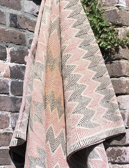  White quilt /pastel kantha vintage- full embroidery 22