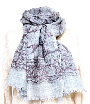 sjaal/omslagdoek hand block print  medium merino wol print 5- cassis/grijs