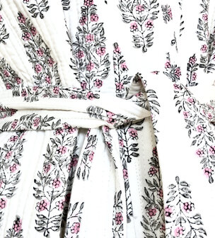  ochtendjas/kimono quilted katoen 17- roze/lichtgrijs op wit