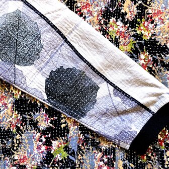 Verkocht- bomberjack vintage kantha 3- zwart-lila/grijs-rood-beige