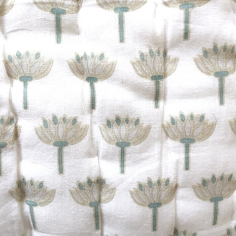 UITVERKOCHT- deken quilt tweepersoons reversible blockprint 2-grijs-groen/lotus beige 