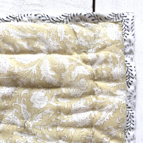 deken quilt tweepersoons reversible blockprint 14- okergeel/zwart-grijs
