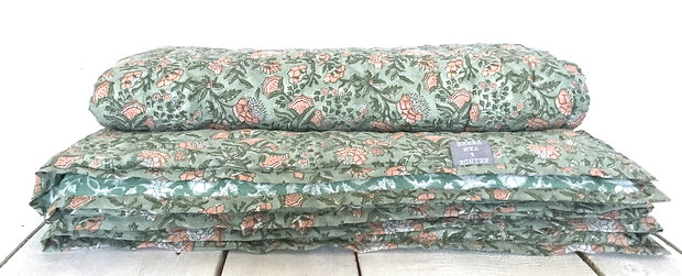 deken quilt eenpersoons reversible blockprint 16- groen-koraal roze/ jade groen
