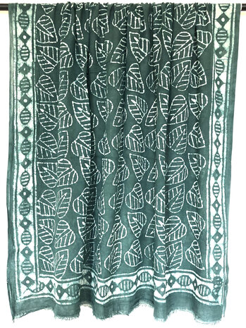 pareo/sarong/sjaal voilekatoen met hand-blockprint 16- indigo leaves