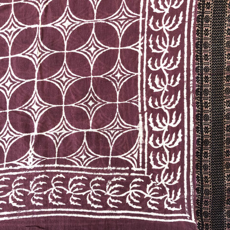 pareo/sarong/sjaal voilekatoen met hand-blockprint ethnic 3- wine red graphic