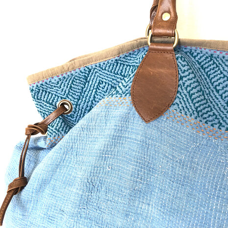 UITVERKOCHT- tas shopper XL vintage quilt 1- blauw/beige