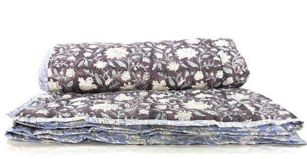 SORRY,  AL WEER UITVERKOCHT- deken quilt tweepersoons reversible blockprint 12- oud paars/sky blue