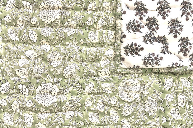 UITVERKOCHT- deken quilt eenpersoons reversible blockprint 3- licht bladgroen/d.groen-bruin