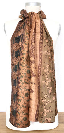 VERKOCHT- sjaal vintage gerecyclede zijde dubbel 10- goudbruin/d.groen/abrikoos oranje/taupe