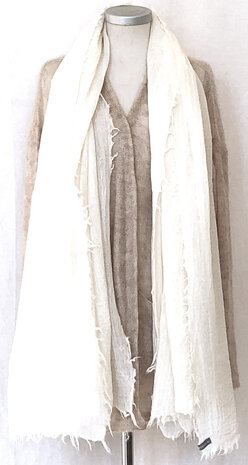 UITVERKOCHT- sjaal XL mousseline merino wol - off-white
