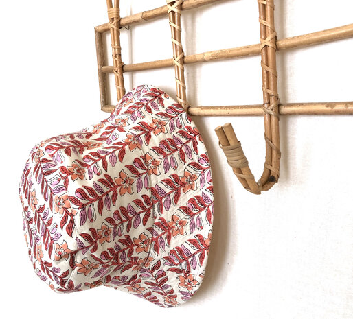 zonnehoedje reversible katoen met hand-blockprint 2- roze/rood