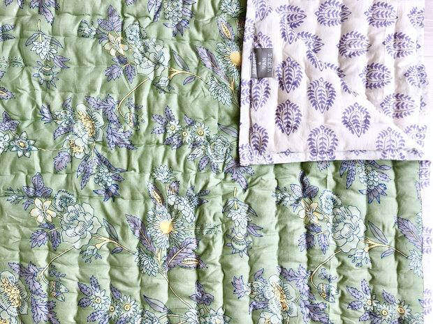 UITVERKOCHT- deken quilt eenpersoons reversible blockprint 5- lila-pastelgroen-geel-/lila-wit