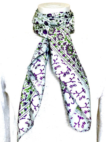 sjaal zijde vierkant met blockprint- 4- ijsblauw/paars/groen gebloemd