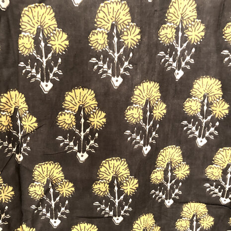 pyjamaset blockprint katoen 7- donkerbruin/okergeel