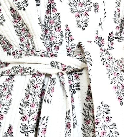  ochtendjas/kimono quilted katoen 17- roze/lichtgrijs op wit