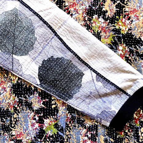 Verkocht- bomberjack vintage kantha 3- zwart-lila/grijs-rood-beige