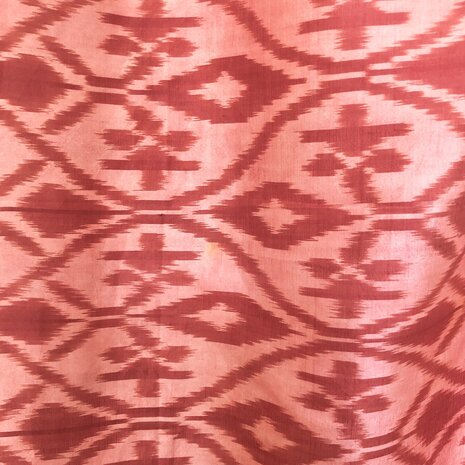 sjaal vintage gerecyclede ikat zijde 6- roze/rood