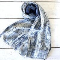 sjaal XL zijde  met print jeans blue graphic