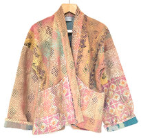 VERKOCHT-  jasje kantha quilt 7- pastel steenoranje/roze- geborduurd